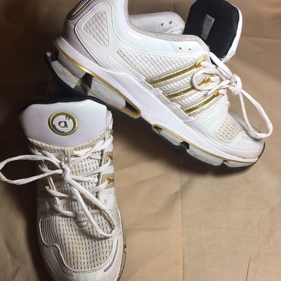 Adidas - Picture 4 of 7